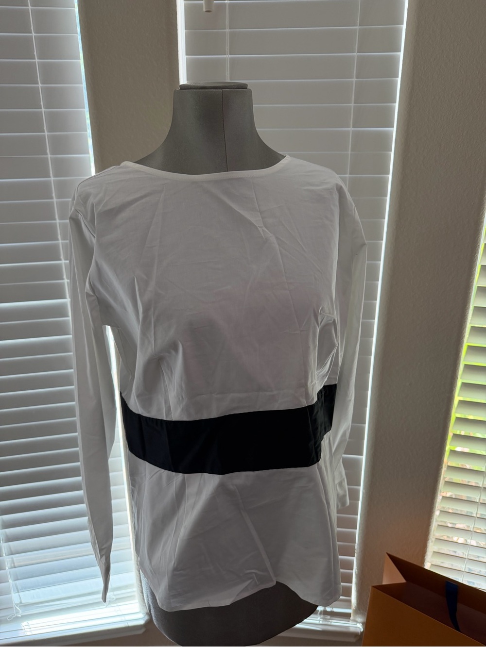 New York & Company White Long Sleeve Top with Black Waist Band Accent